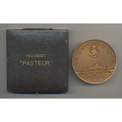 Médaille - Paquebot Louis Pasteur 1966 avec boite - Compagnie des messageries maritimes