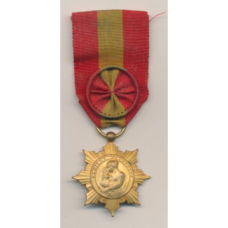 Médaille - Famille Française Or - ordonnance