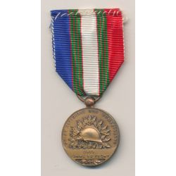 Médaille Union nationale des combattants - Unis comme au front - ordonnance