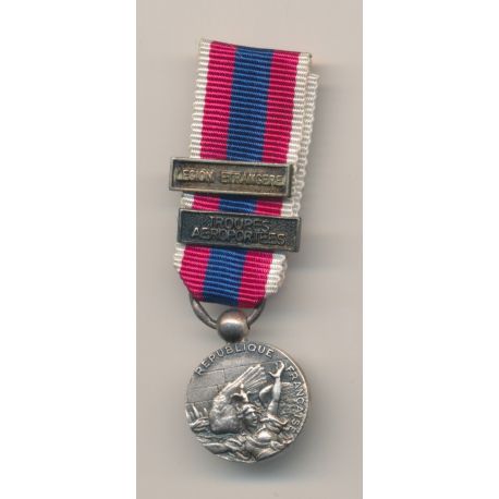 Médaille - Défense nationale argent - agrafe légion étrangère et troupes aéroportées - réduction