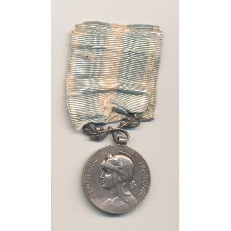 Médaille coloniale - 1er type - en argent - bélière biface