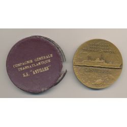 Médaille - Paquebot Antilles 1952 - Compagnie générale transatlantique - french line - avec boite abimée