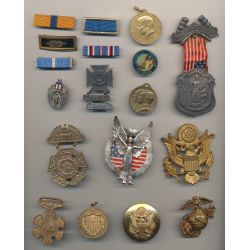 Etats-Unis - Lot divers Insignes