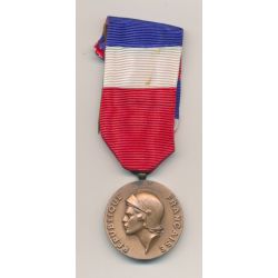 Médaille - Ministère de la défense - terre