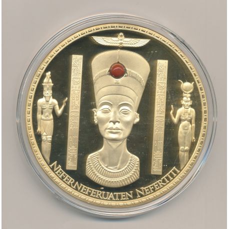 Médaille - Néfertiti - mysterious ancien egypt - cuivre doré - 70mm