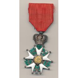 Légion d'honneur Chevalier - Type monarchie de juillet - centre Henri IV - ordonnance