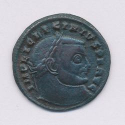 Licinius - Follis frappé à Siscia - bronze - TB