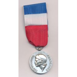 Médaille - Ministère de la défense - terre - argent- ordonnance