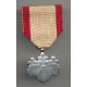 Japon - Ordre du soleil levant  - insigne 8e classe - en argent - avec son écrin d'origine