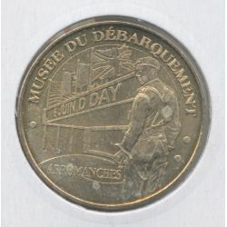 Dept14 - Musée du débarquement N°3 - soldat anglais et logo - 2008 - Arromanches