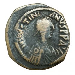 Justinien I - Follis Constantinople - bronze - TB
