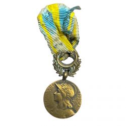 Médaille d'Orient - réduction - ruban abimé