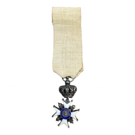 Orde du lys - avec Henri IV - forme couronné - en argent et émail - 29x16mm