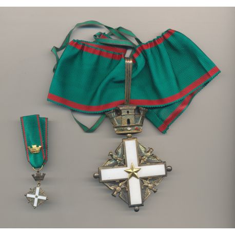 Italie - Ordre du mérite - Commandeur - Ordonnance et réduction